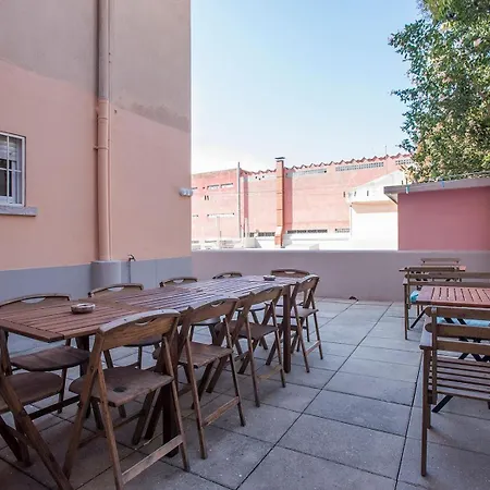 Für 13 Personen und 1 Kind In Lissabon, Regio De Costa De - B58339 Lissabon