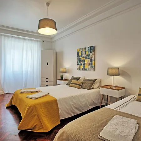 Für 13 Personen und 1 Kind In Lissabon, Regio De Costa De - B58339 Apartment *