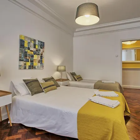 Für 13 Personen und 1 Kind In Lissabon, Regio De Costa De - B58339 Apartment